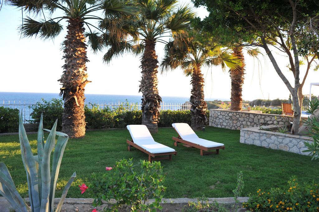 Villa Sealine Pefki エクステリア 写真